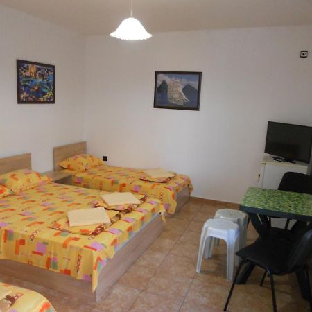 "Agatopolis"- Подсигурено Безплатно Паркиране Otel Ahtopol Dış mekan fotoğraf