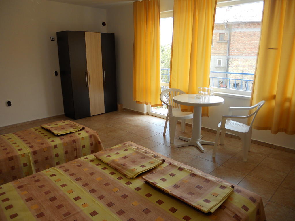 "Agatopolis"- Подсигурено Безплатно Паркиране Otel Ahtopol Dış mekan fotoğraf